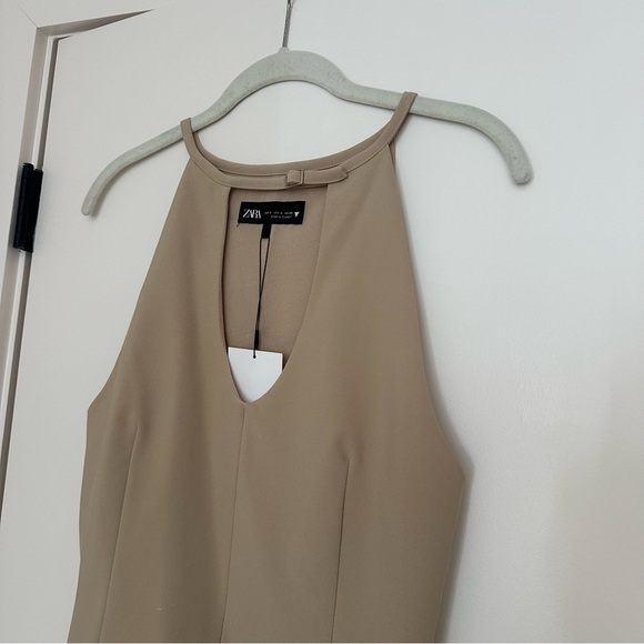 Zara Stretch Top with Halterneck Buckle - Picture 5 of 8